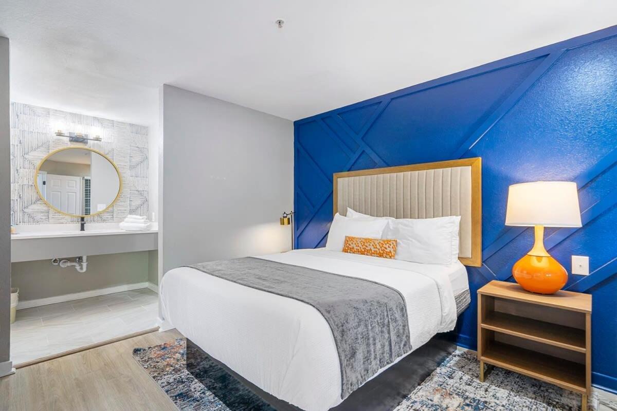 Modern Urban Oasis In Prime Buckhead *